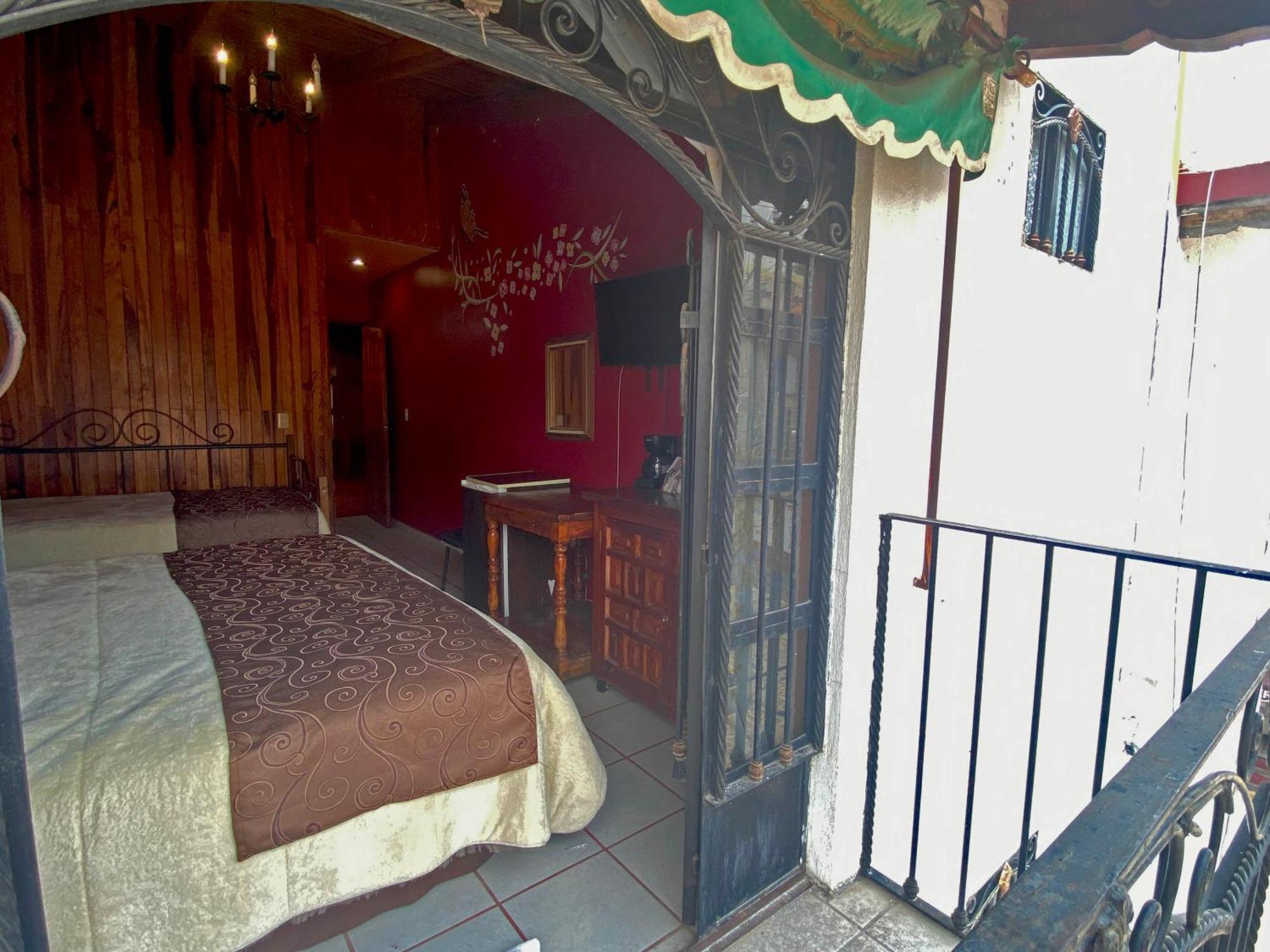 Hotel Real De La Sierra Mazamitla Exterior photo