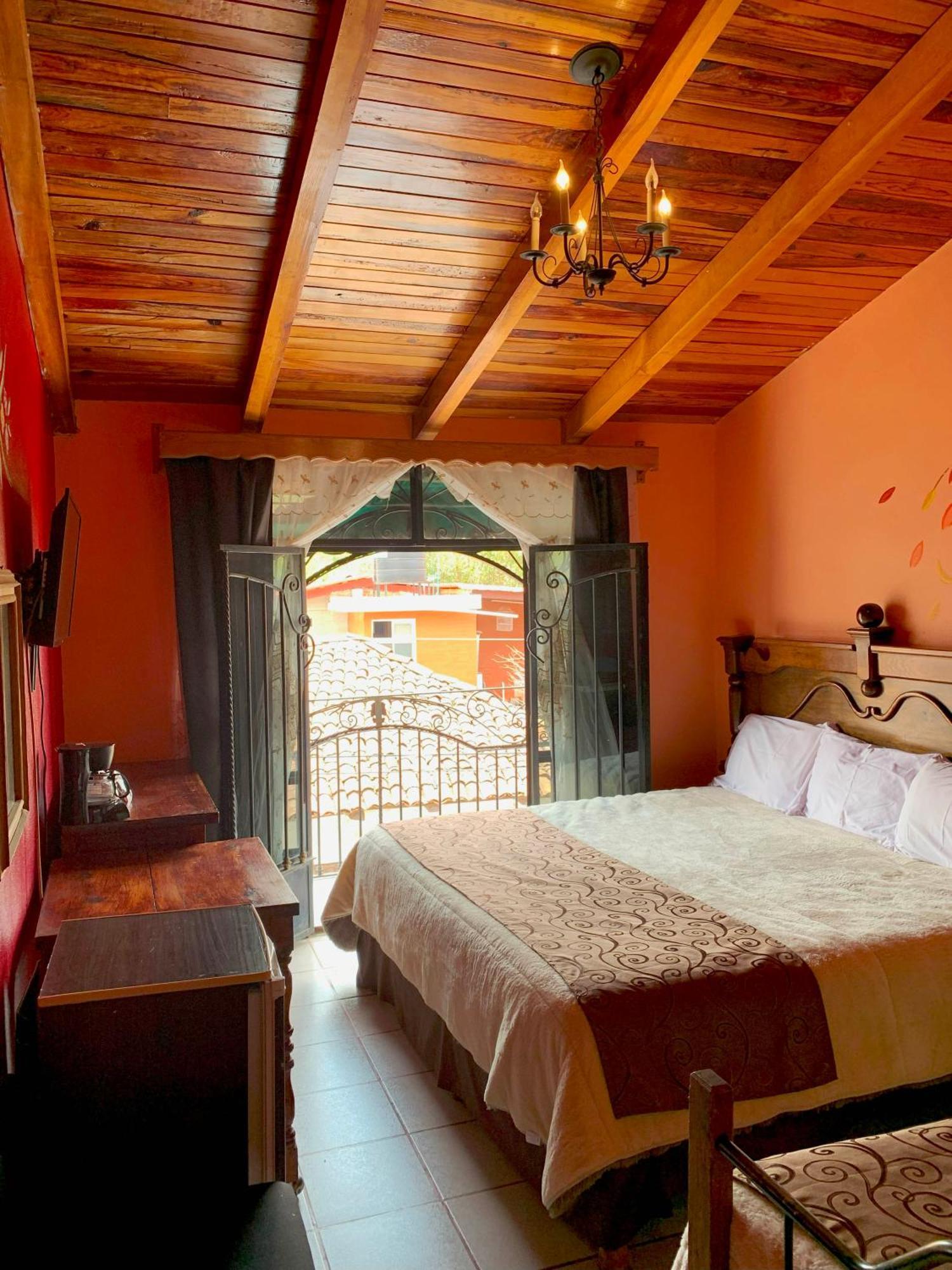 Hotel Real De La Sierra Mazamitla Exterior photo